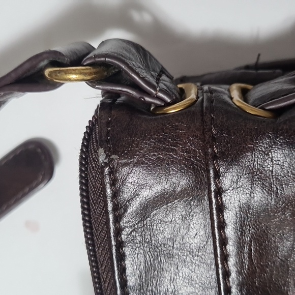 Tignanello 100% Genuine Leather Crossbody Purse - Picture 8 of 16